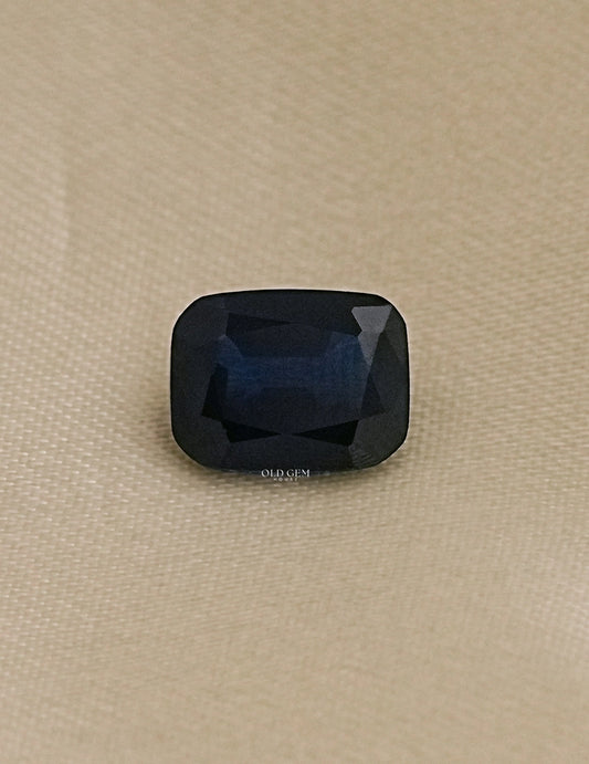 Elongated Cushion Cut Blue Sapphire Loose Gemstone Gemstone