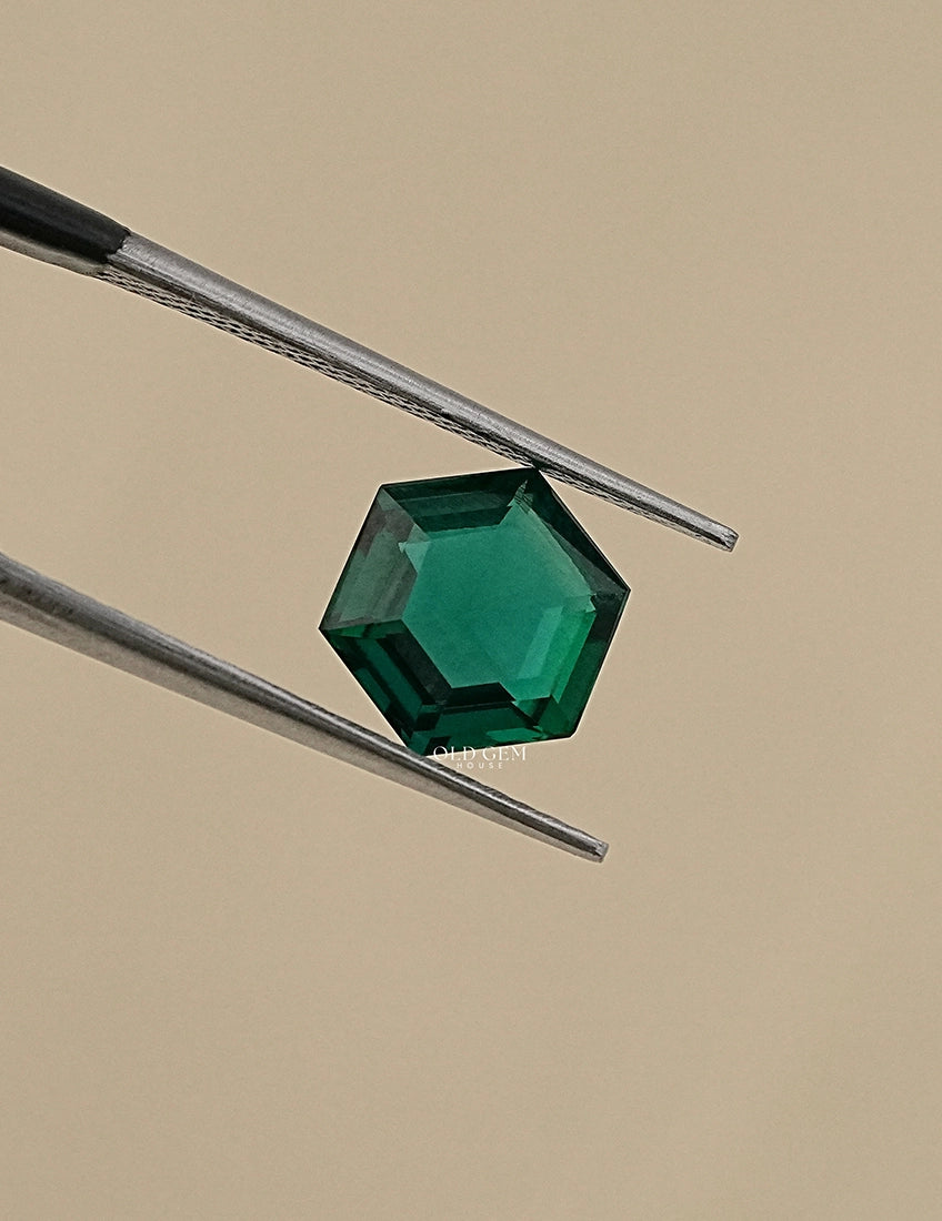 Green Emerald Hexagon Lab Gemstone Gemstone