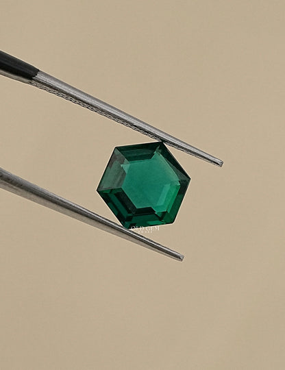 Green Emerald Hexagon Lab Gemstone Gemstone