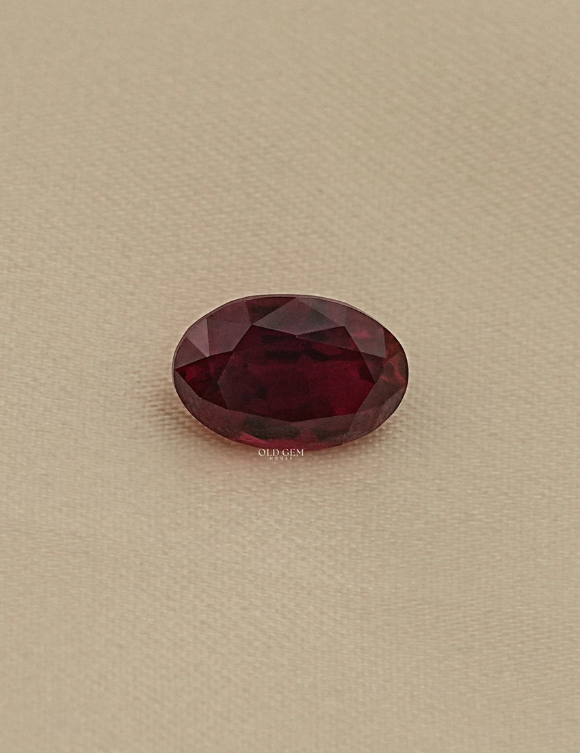 4.95 Carat Red Oval Cut Lab Loose Gemstone