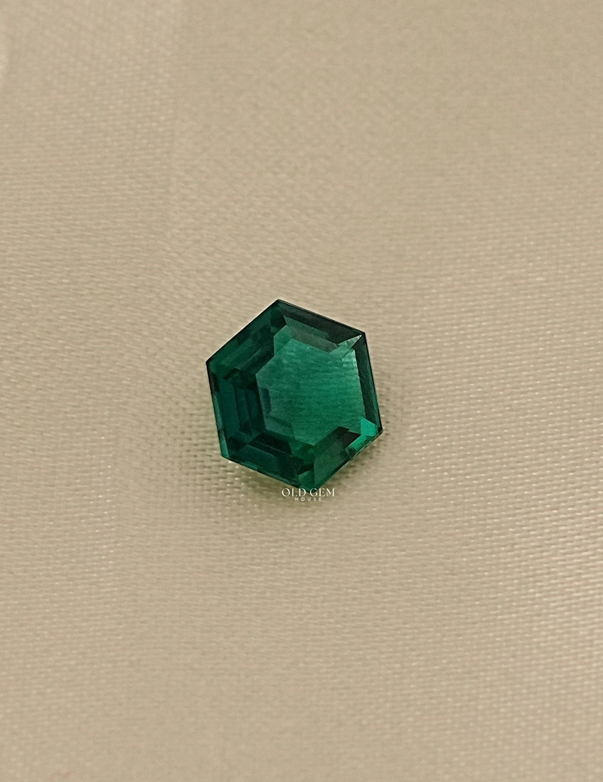 Green Emerald Hexagon Lab Gemstone Gemstone