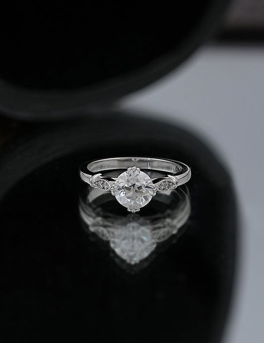 Old European Accent Ring