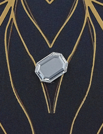 Portrait Emerald Lab Diamond