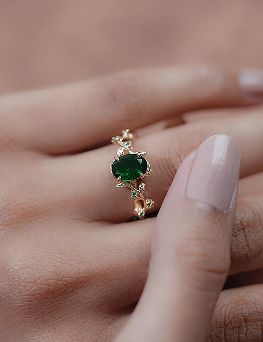 Vintage Leaf Art Deco Green Oval Gemstone Accent Ring Engagement Ring