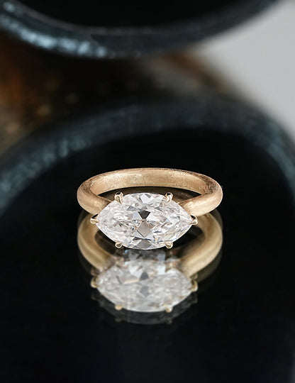 Old Mine Moval Solitaire Ring