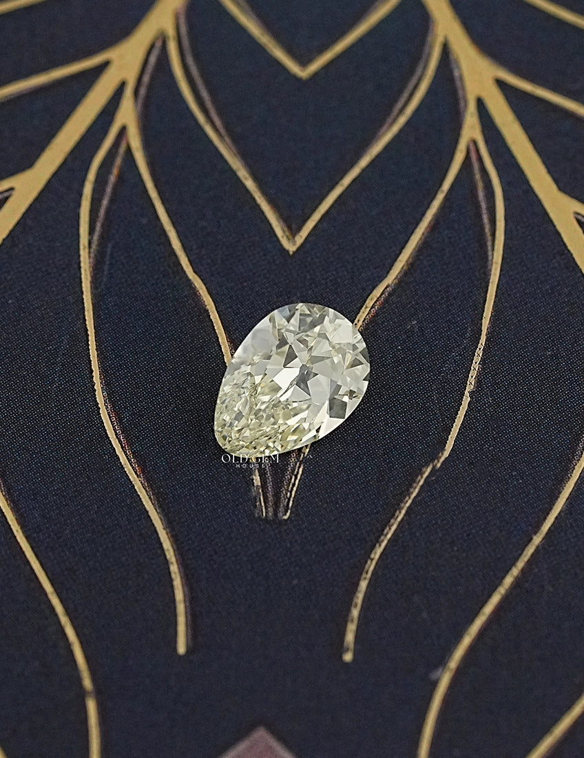 Old Mine Pear Lab Diamond - JK/VS