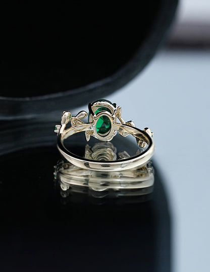 Vintage Leaf Art Deco Green Oval Gemstone Accent Ring Engagement Ring