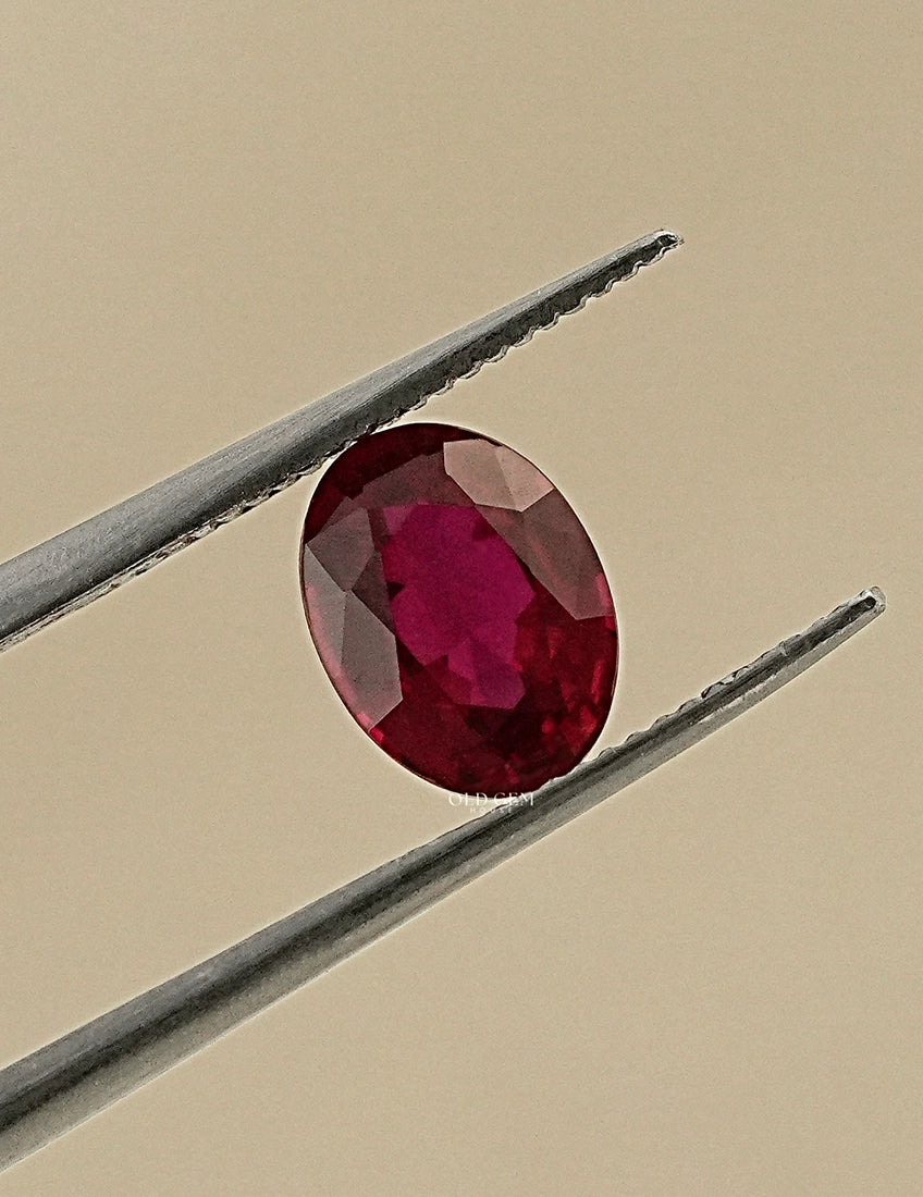 Pigeon Blood Ruby Oval Cut Lab Loose Diamond