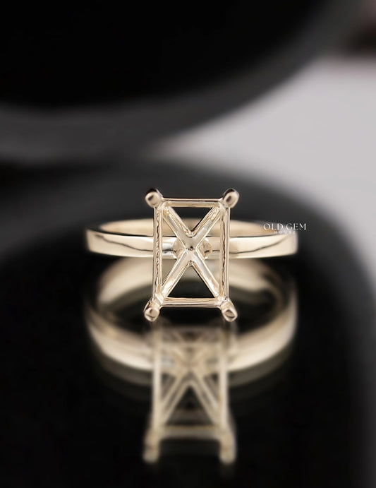 Radiant Cut Semi Mount Ring Engagement Ring