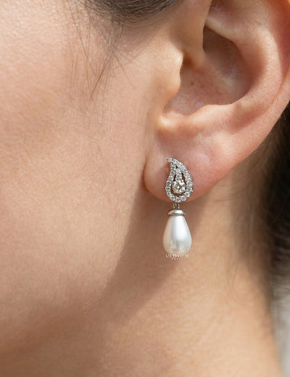 Pearl Gemstone Drop Earring Earrings