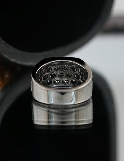 Milgrain Set Round Diamond Men's Wedding Ring