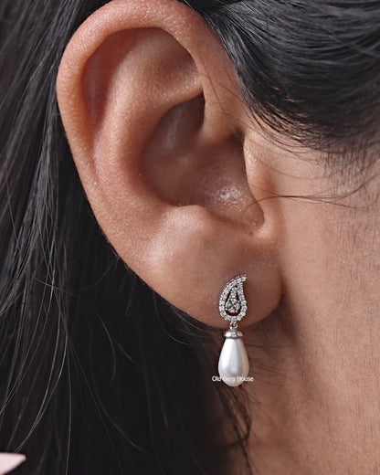 Pearl Gemstone Dangle Earrings