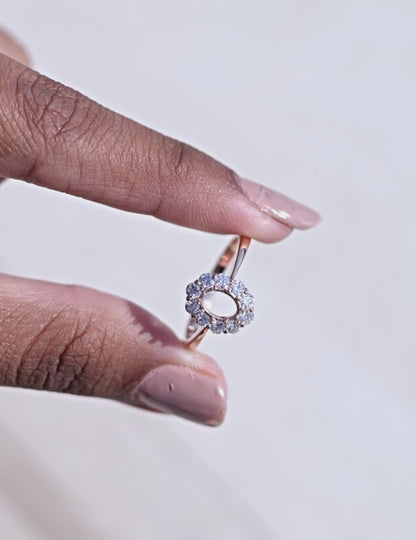 Old Mine Oval with Round Halo Semi Mount Ring