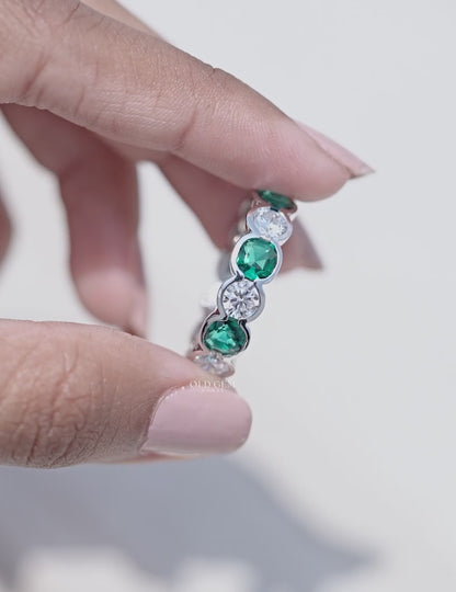 Emerald Gemstone Band